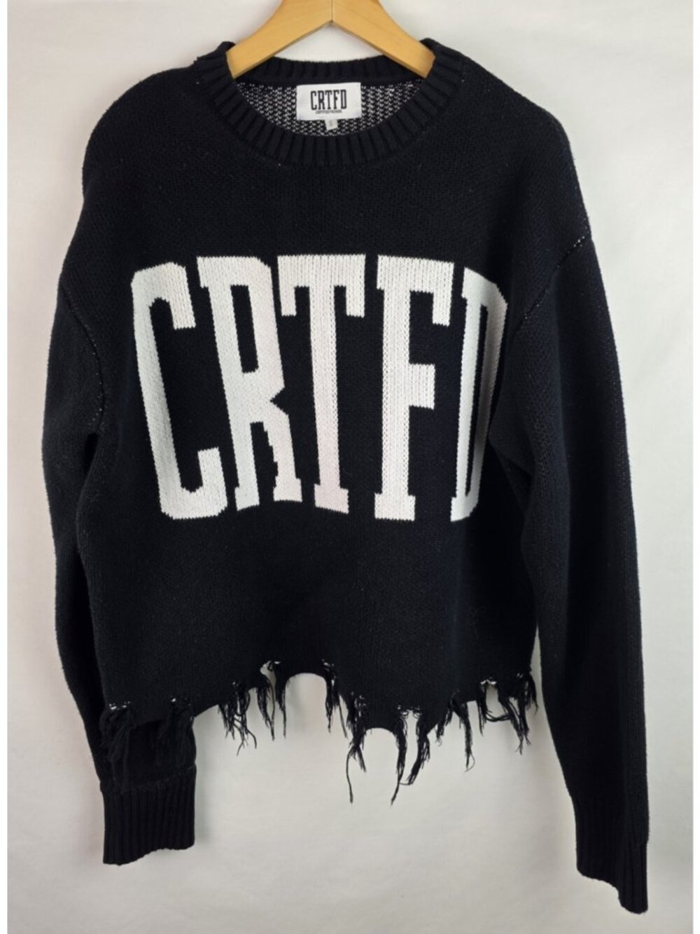 CRTFD Certified Fashion Sweater Womens Small Black Cropped Frayed Long Sleeve